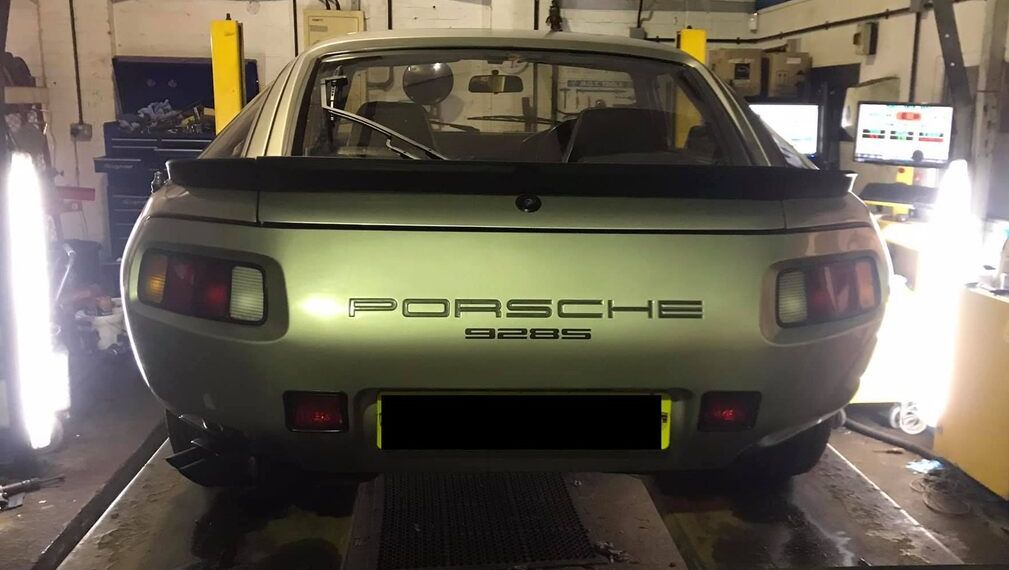 Porsche MOT